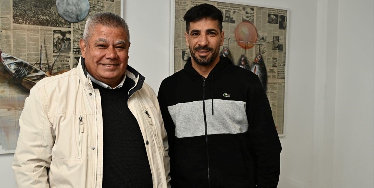 Directivos en acción. Miguel Cantero, presidente, y Federico García, coordinador general del fútbol de la institución, brindaron detalles del presente del club que cumplió 88 años. Foto: Flavio Raina.