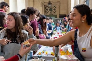 En el campus FAVE de Esperanza será el viernes 20 de septiembre a las 12:30, mientras que en el patio del ala este del Rectorado UNL se dará el viernes 27 de septiembre a partir de las 12.
Foto: Gentileza