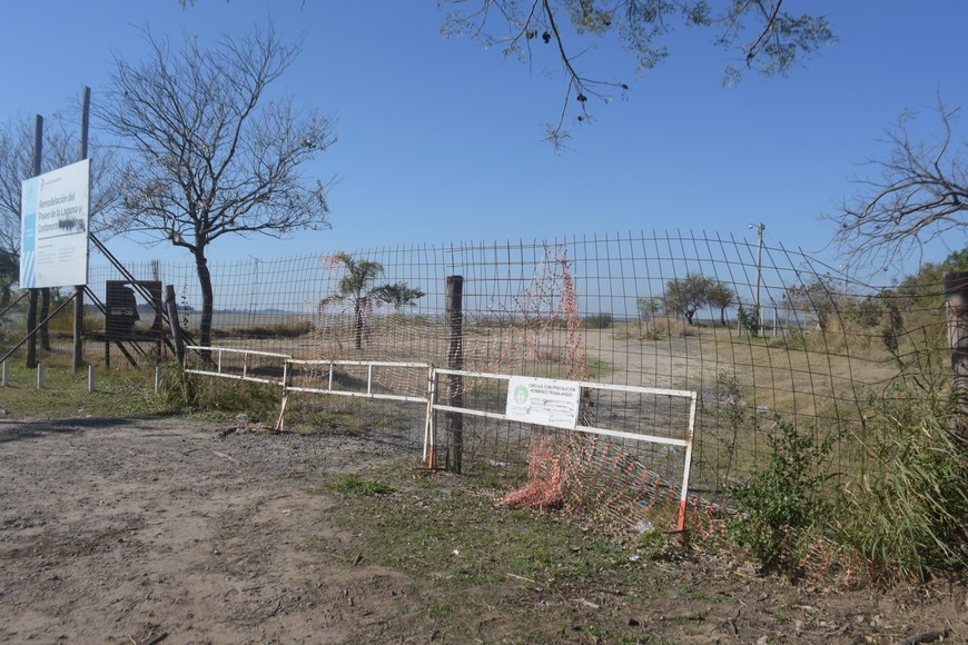 Clausurado. Pasan los meses y la obra, a punto de pasar al olvido, sigue paralizada.

Luis Cetraro.