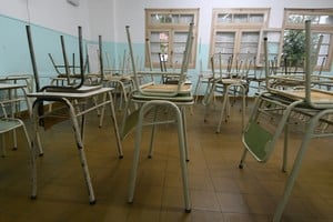 Los docentes harán un nuevo paro para resistir a los cambios al régimen opcional docente que quiere introducir el Ejecutivo y que ya tienen media sanción. Crédito: Mauricio Garín