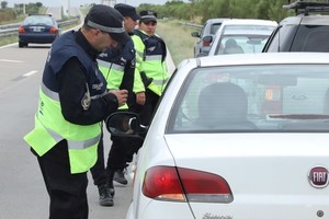 Aquellas personas con licencias próximas a vencer entre el 36 de agosto y el 20 de septiembre contarán con una prorroga de 30 días.