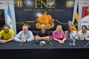 Michlig mencionó que “la inversión que hace el Gobierno Provincial, apoyando estos eventos, buscan potenciar el desarrollo productivo de todo el departamento. Si nosotros no tuviésemos estas fiestas, no buscáramos la presencia del gobierno provincial, esos fondos irían destinados a otros lugares".