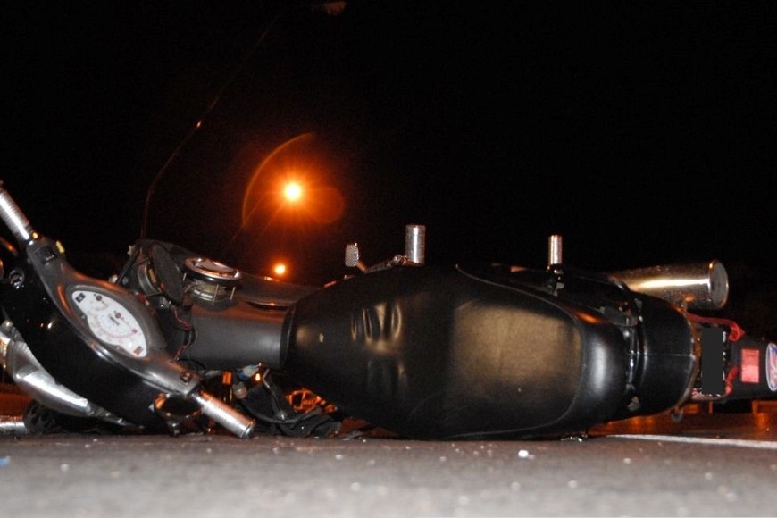 Ambos accidentes están siendo investigados para establecer las causas que provocaron los fatales desenlaces.