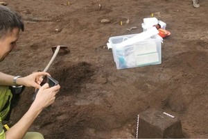 Los hallazgos son prueba de una gran y poderosa granja vikinga en el terreno. Créditos: gentileza Arkeologisk museum, Universitetet i Stavanger