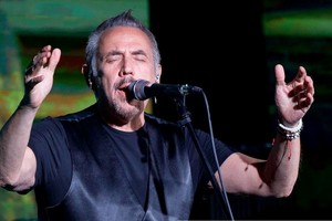 Alejandro Lerner regresa a Santa Fe con su gira "Vuelven Los Lentos".