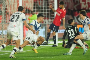 No para de festejar. Vélez venció 1-0 a Independiente por Copa Argentina y se instaló en semifinales. Gentileza