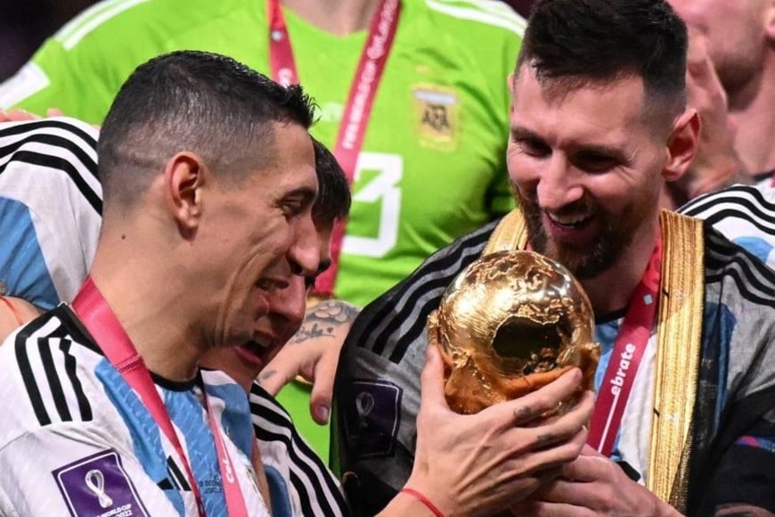 Ángel Di María y Lionel Messi, ídolos de la Selección y rosarinos.