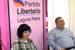 La diputada libertaria Silvia Malfesi participó de la inauguración de un local partidario en Laguna Paiva.