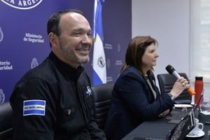 Patricia Bullrich  se reunió con Gustavo Villatoro y Argentina intentaría replicar las estrategias de El Salvador