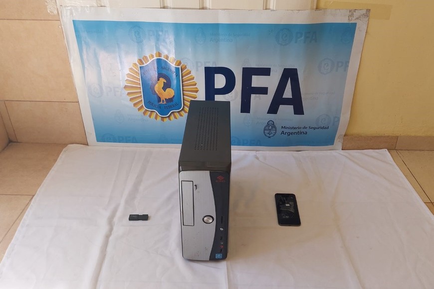 Detuvieron a un rosarino por amenazas de bomba dirigidas a Milei