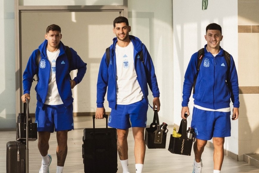Así llegaron los jugadores de la Selección Argentina a Venezuela. Crédito: AFA