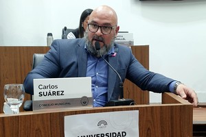 Carlos Suárez. 