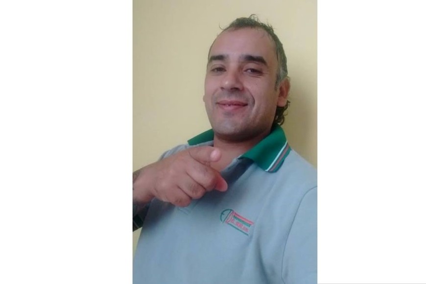 El conductor fue trasladado de urgencia en su propio colectivo al hospital