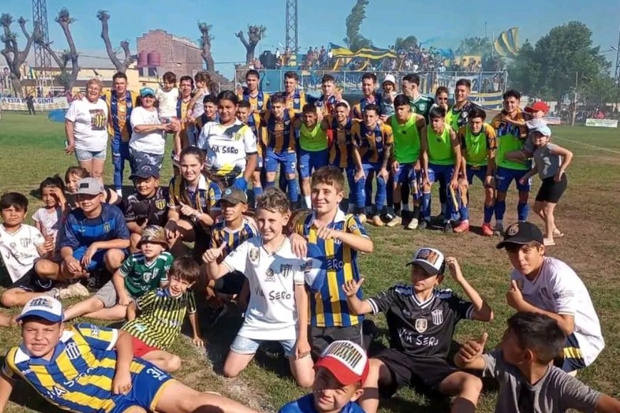 Belgrano de Serodino jugará con Alba de Maciel, la semifinal anual. Crédito: Francisco Diez.