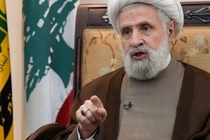 Naim Qasem, nuevo secretario general de Hezbolá.  Bilal Hussein/AP/DW