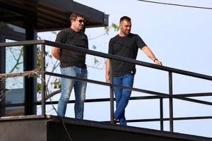 Capria y Borghello, que trabajan en el área del fútbol de Newell's, trabajan en la búsqueda de nuevo DT.