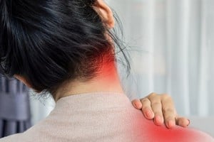 Si sufres de molestias estos ejercicios puede ayudarte a reducir el dolor, mejorar la flexibilidad y prevenir futuros problemas