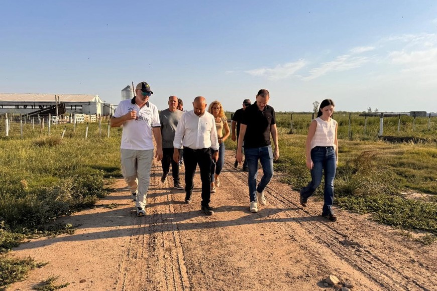 Puccini presentó además, otras líneas de financiamiento en Coronda y Cañada Gómez, y visitó empresas en Bustinza, Correa, Salto Grande y Carrizales.