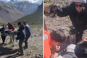 Lo evacuaron de la zona en helicóptero y lo trasladaron al Hospital de Uspallata.