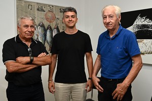 El Bambi Araos, José Pisarello y Gustavo Ripke en su visita a El Litoral. Crédito: Flavio Raina