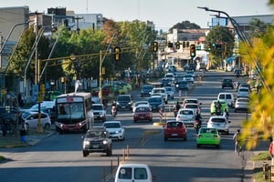 Aristóbulo del Valle es una de las avenidas más extensas y transitadas de la capital santafesina. Foto: Archivo