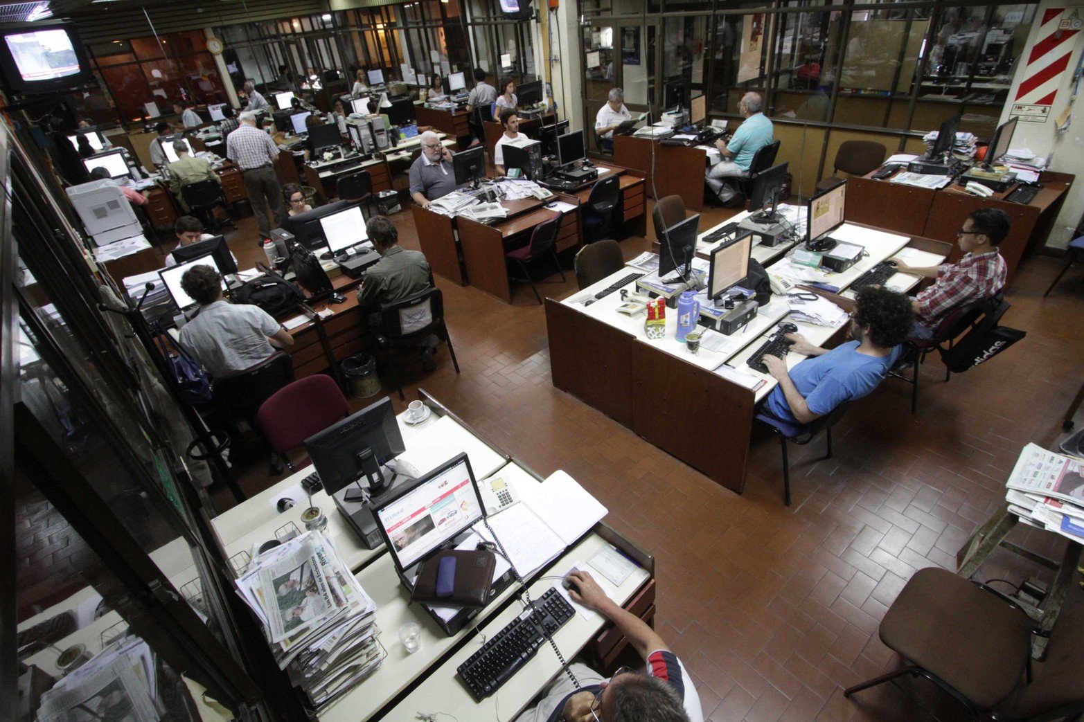 La redacción de calle 25 de Mayo 3500.