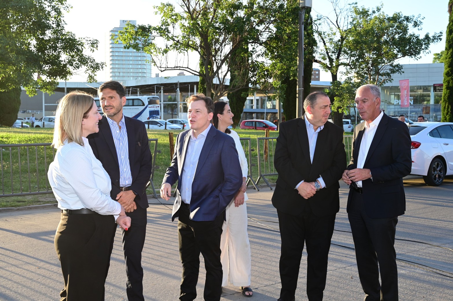 El Litoral inaugura nuevo edificio en el Puerto de Santa Fe. 