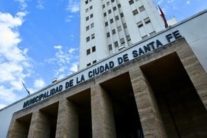 Pese a la decisión del intendente, los gremios estatales de la provincia ratificaron su adhesión al paro que rige este jueves en todo el país.