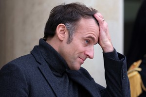 "Cada uno de ustedes y de nosotros es necesario para construir una nación más bella, para 2025 deseo que permanezcamos unidos y fraternos", subrayó el líder del Elíseo.

Credito: REUTERS/Kevin Coombs