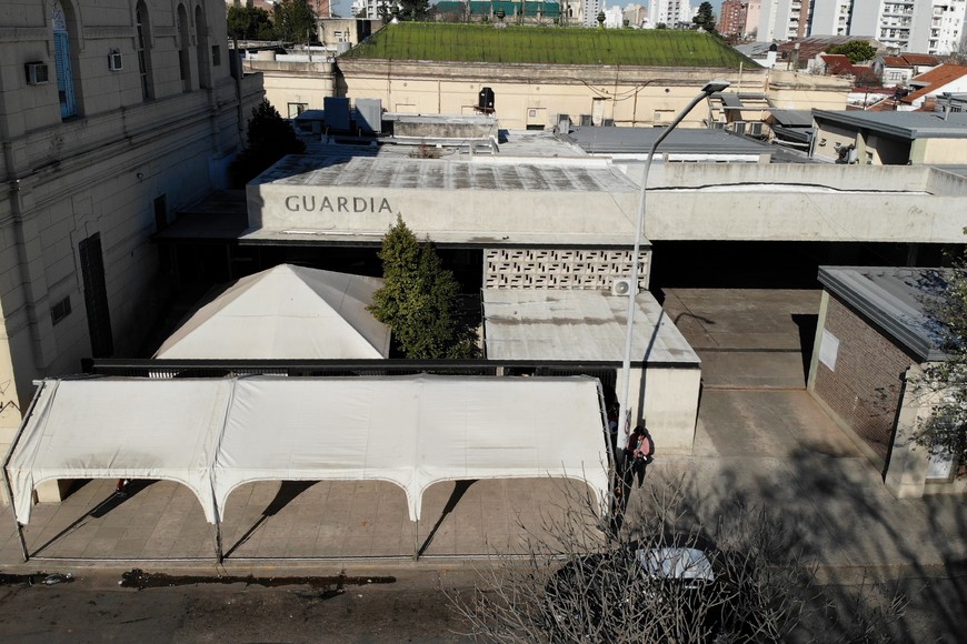 La víctima fue trasladada al hospital Cullen donde se informó que está fuera de peligro. Crédito: Luis Cetraro