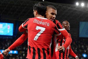 El conjunto Rossonero dio vuelta el marcador en una ráfaga de cinco minutos.

Credito: REUTERS/Jennifer Lorenzini