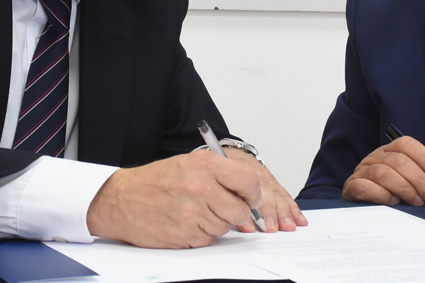 G2WYTPQPc_870x580__1