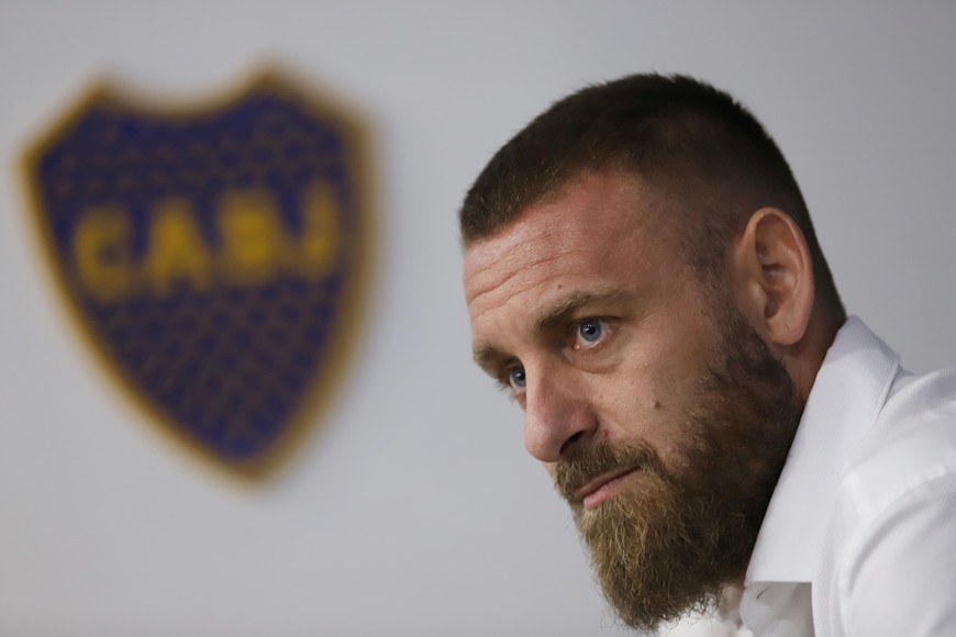 Soccer Football - Daniele De Rossi announces his retirement from football with Boca Juniors - Casa Amarilla, Buenos Aires, Argentina - January 6, 2020 Daniele de Rossi during press conference REUTERS/Matias Baglietto NO RESALES. NO ARCHIVES