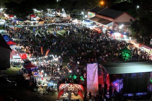 “Habrá cumbia, habrá folklore, habrá ballets, habrá pop y habrá rock. Trabajamos en una grilla nutrida,”, contó.