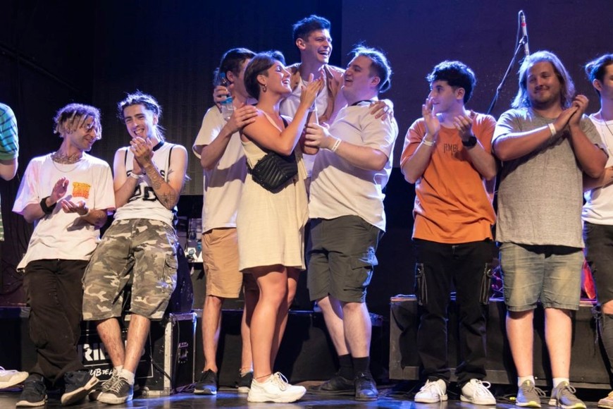 Gajes del Oficio,  finalista del Concurso de Bandas de Tribus