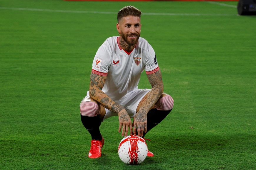 Soccer Football - Sevilla unveil new signing Sergio Ramos - Ramon Sanchez Pizjuan, Seville, Spain - September 6, 2023
Sevilla's Sergio Ramos during the presentation REUTERS/Marcelo Del Pozo