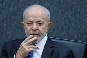 El gobierno de Lula da Silva envió una carta al ente rector del fútbol sudamericano.