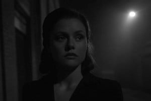 Indefensas, desvalorizadas, prostituidas, solas. Una vida en las sombras. Grok