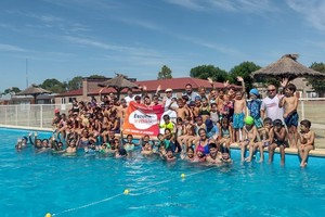 80 niños de la localidad participan de la propuesta de verano.