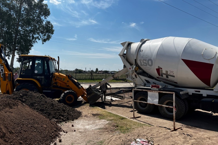 Se trata de la pavimentación de las calles de la ciudad que incluyen 2.800 m²