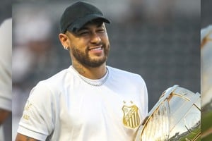 Neymar en su casa, Santos. Gentileza