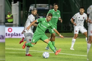 Banfield goleó a Newell's y es líder del Torneo Apertura. Gentileza