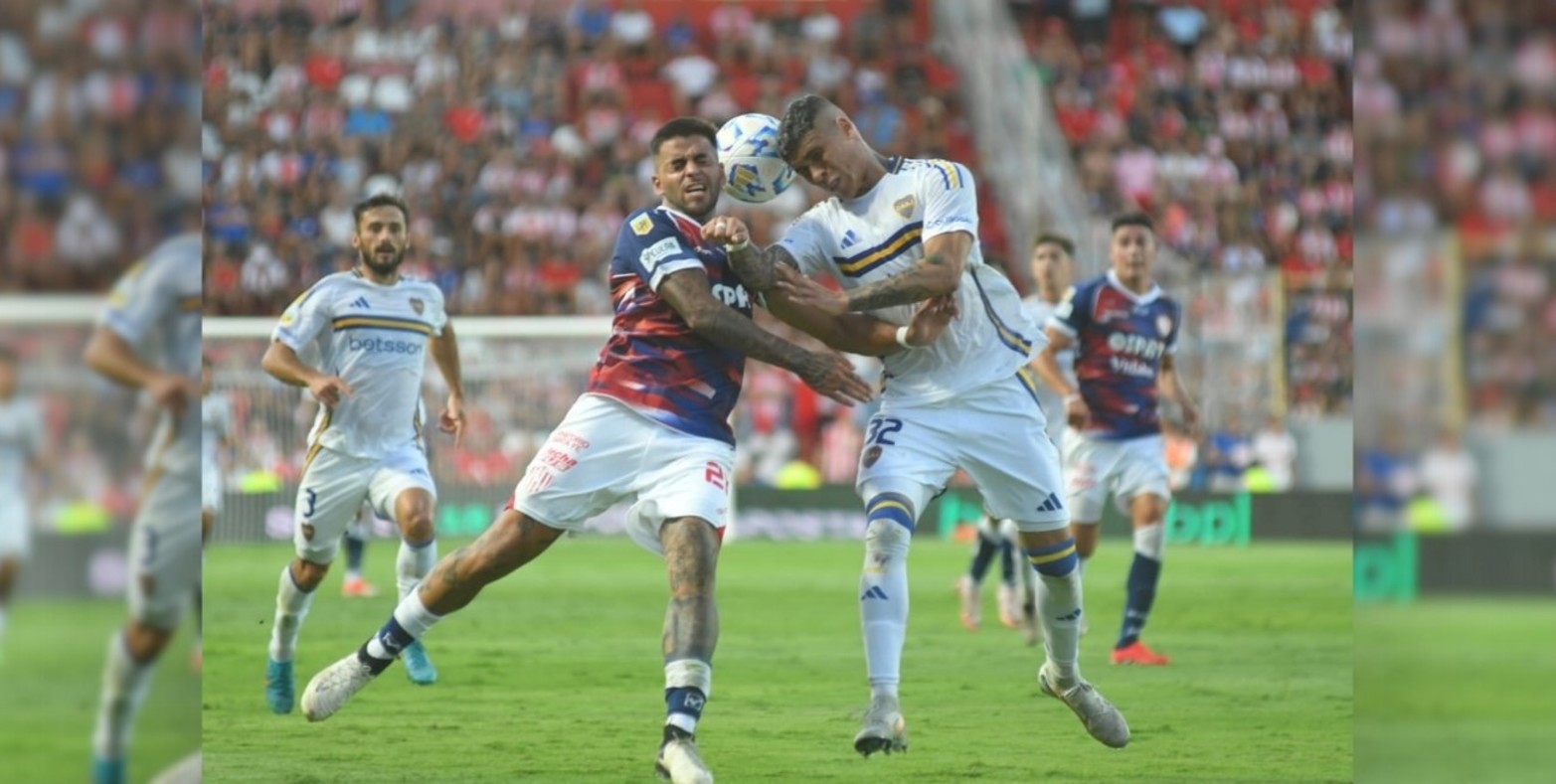 Unión-Boca en el 15 de Abril. Foto: Manuel Fabatía