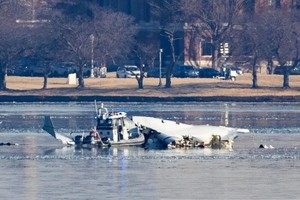 Restos del avión comercial
