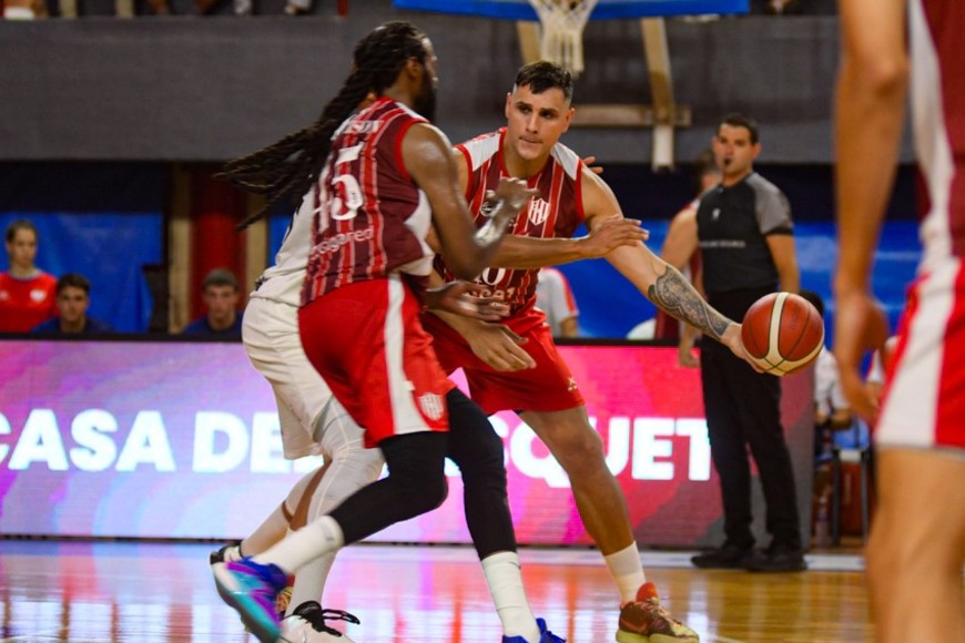 Importante triunfo del Tate ante su gente. Crédito: Manuel Fabatia