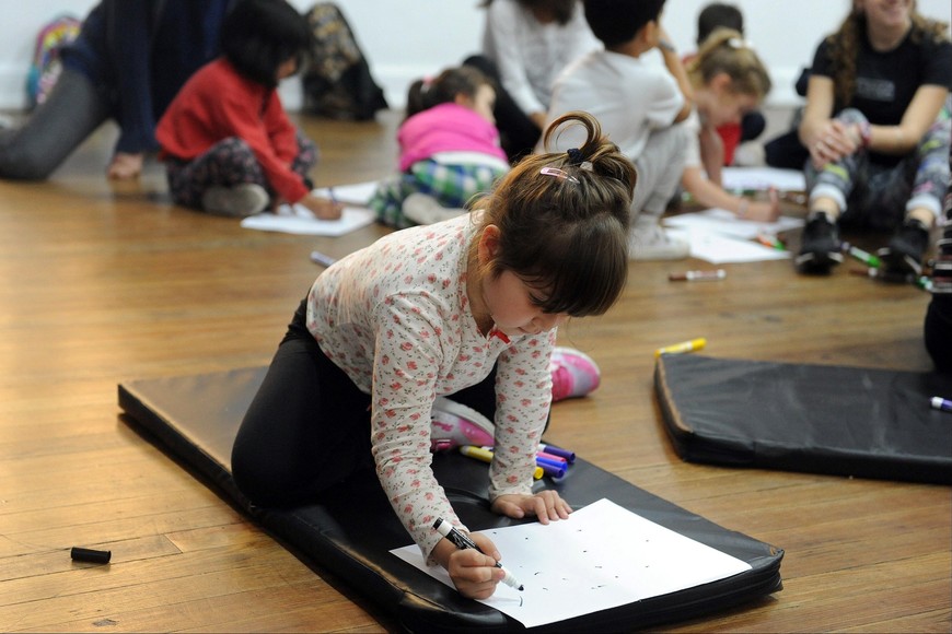 Contó con 650 niñas y niños que egresaron de las salas de tres años.