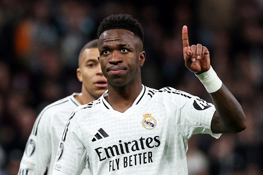 Soccer Football - Champions League - Real Madrid v FC Salzburg - Santiago Bernabeu, Madrid, Spain - January 22, 2025
Real Madrid's Vinicius Junior celebrates scoring their fourth goal REUTERS/Violeta Santos Moura