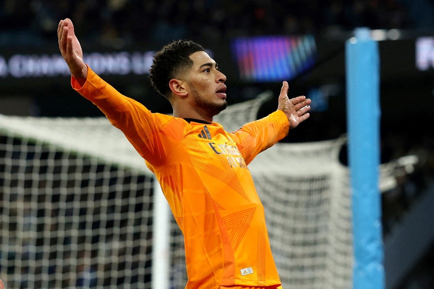 Soccer Football - Champions League - Knockout Phase Playoff - First Leg - Manchester City v Real Madrid - Etihad Stadium, Manchester, Britain - February 11, 2025 
Real Madrid's Jude Bellingham celebrates scoring their third goal REUTERS/Phil Noble     TPX IMAGES OF THE DAY