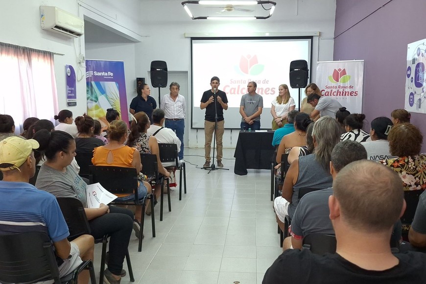 Tejeda entregó aportes económicos a Emprendedores Productivos Sociales.