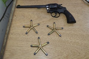 Por su calibre, el arma de fuego incautada se considera "de guerra". El Litoral